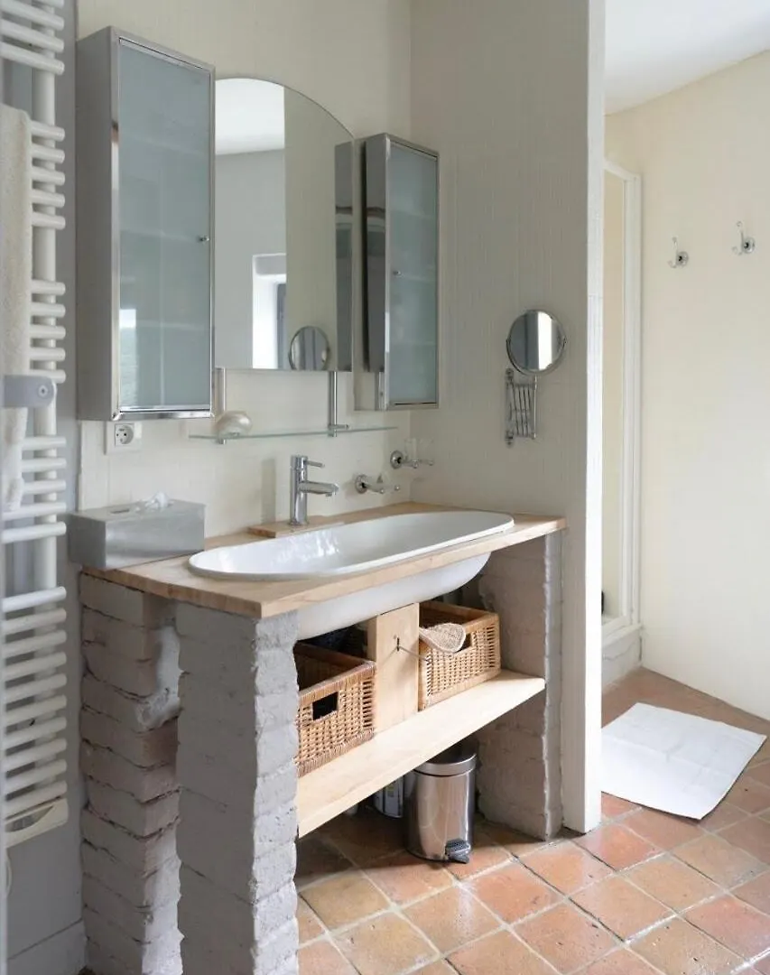 Bed and Breakfast La Rose Du Petit Bois Saint-Didier-au-Mont-d'Or 0*,