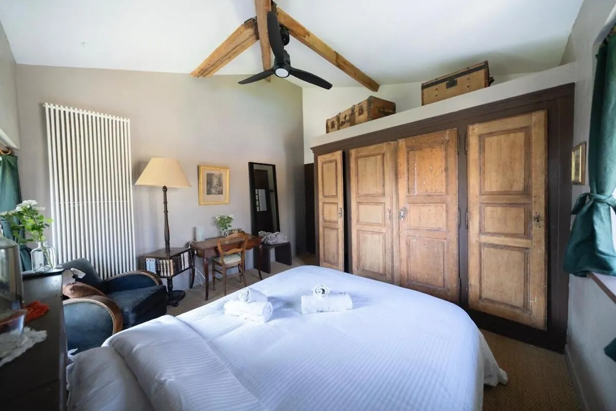 Bed and Breakfast La Rose Du Petit Bois Saint-Didier-au-Mont-d'Or 0*,