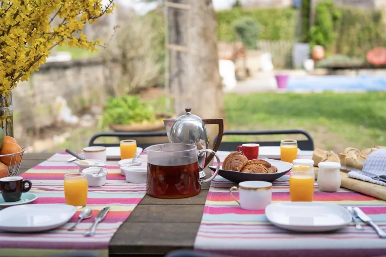 Bed and Breakfast La Rose Du Petit Bois Saint-Didier-au-Mont-d'Or Frankreich